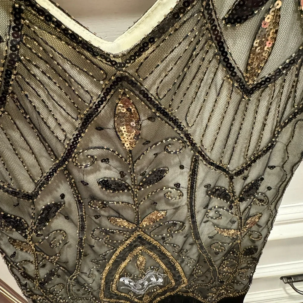 Elegant Black and Gold Embellished Dress - Picture 2 of 7